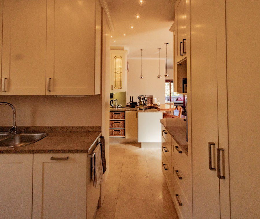 3 Bedroom Property for Sale in Kenridge Western Cape